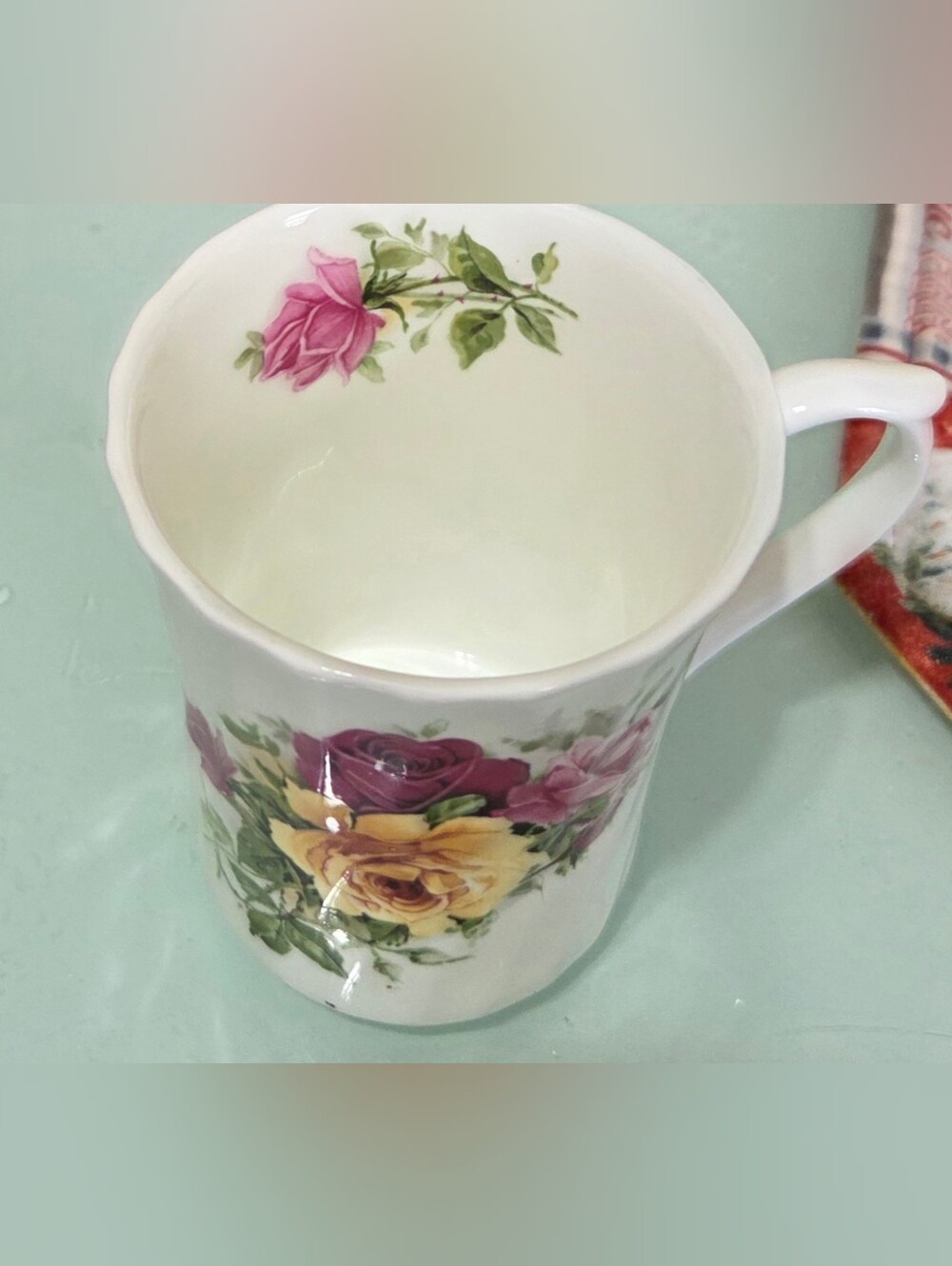 Royal Victorian Dainty Mugs with Roses Staffordshire England Fine Bone China 3.5